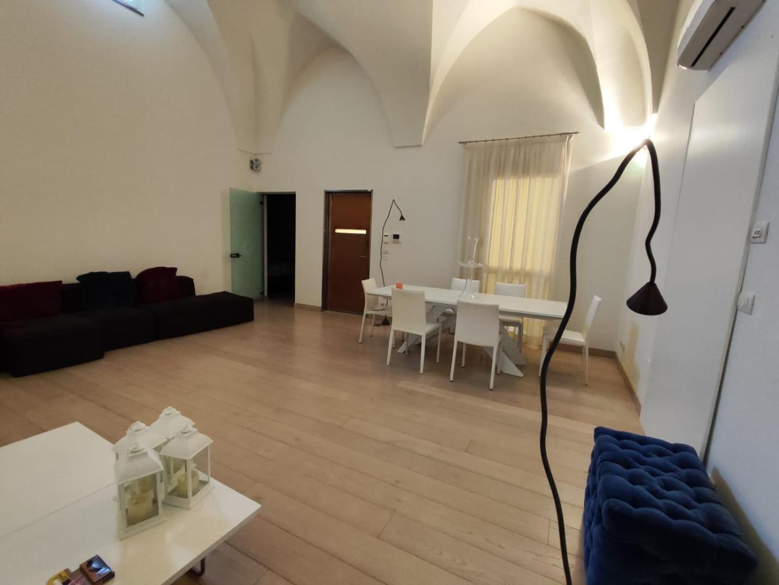 לצ'ה Suite Home D'Aragona מראה חיצוני תמונה