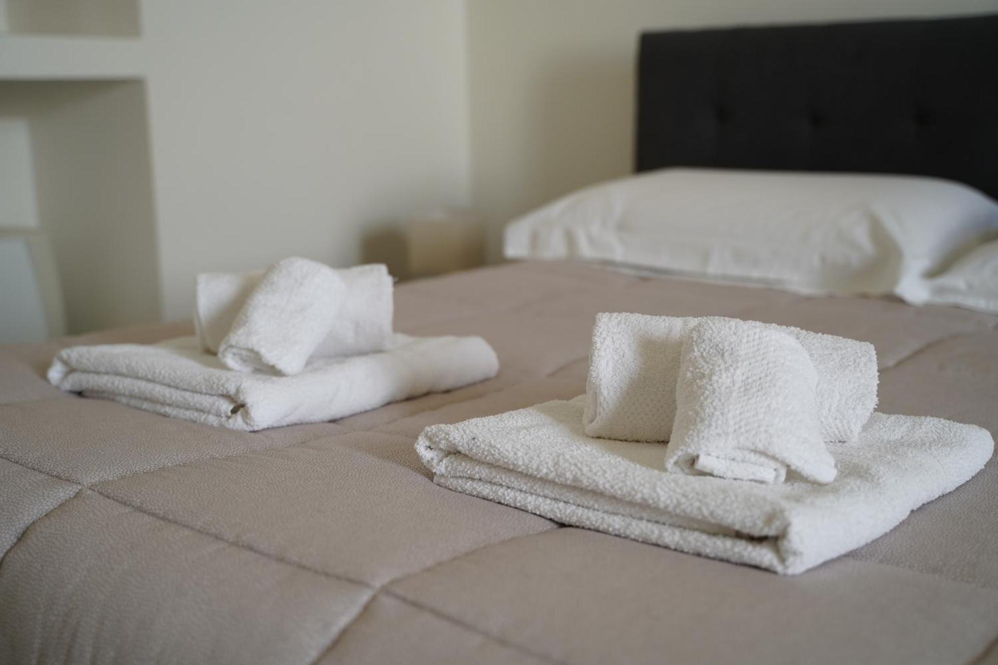 לצ'ה Suite Home D'Aragona מראה חיצוני תמונה