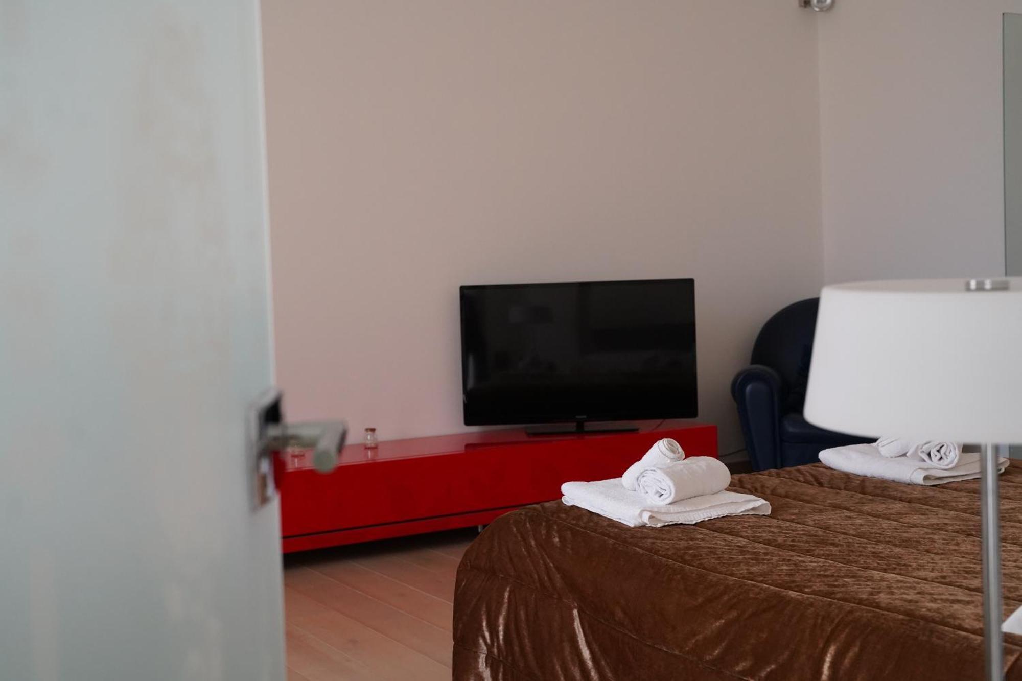 לצ'ה Suite Home D'Aragona מראה חיצוני תמונה