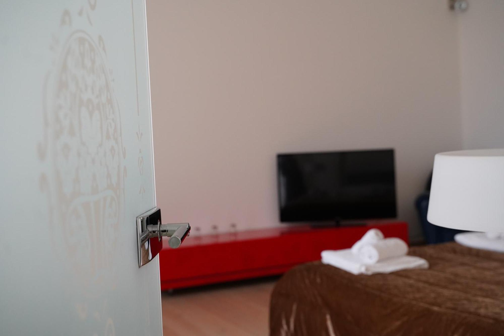 לצ'ה Suite Home D'Aragona מראה חיצוני תמונה