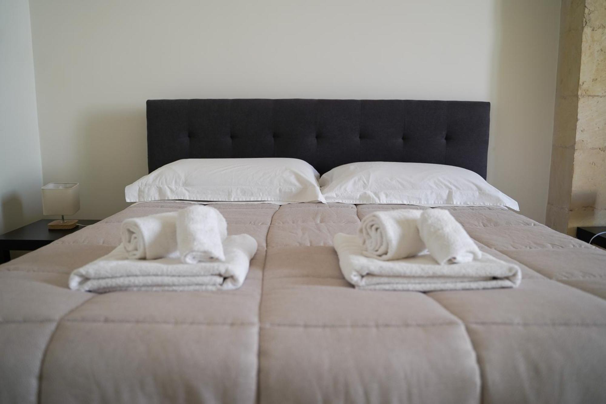 לצ'ה Suite Home D'Aragona מראה חיצוני תמונה
