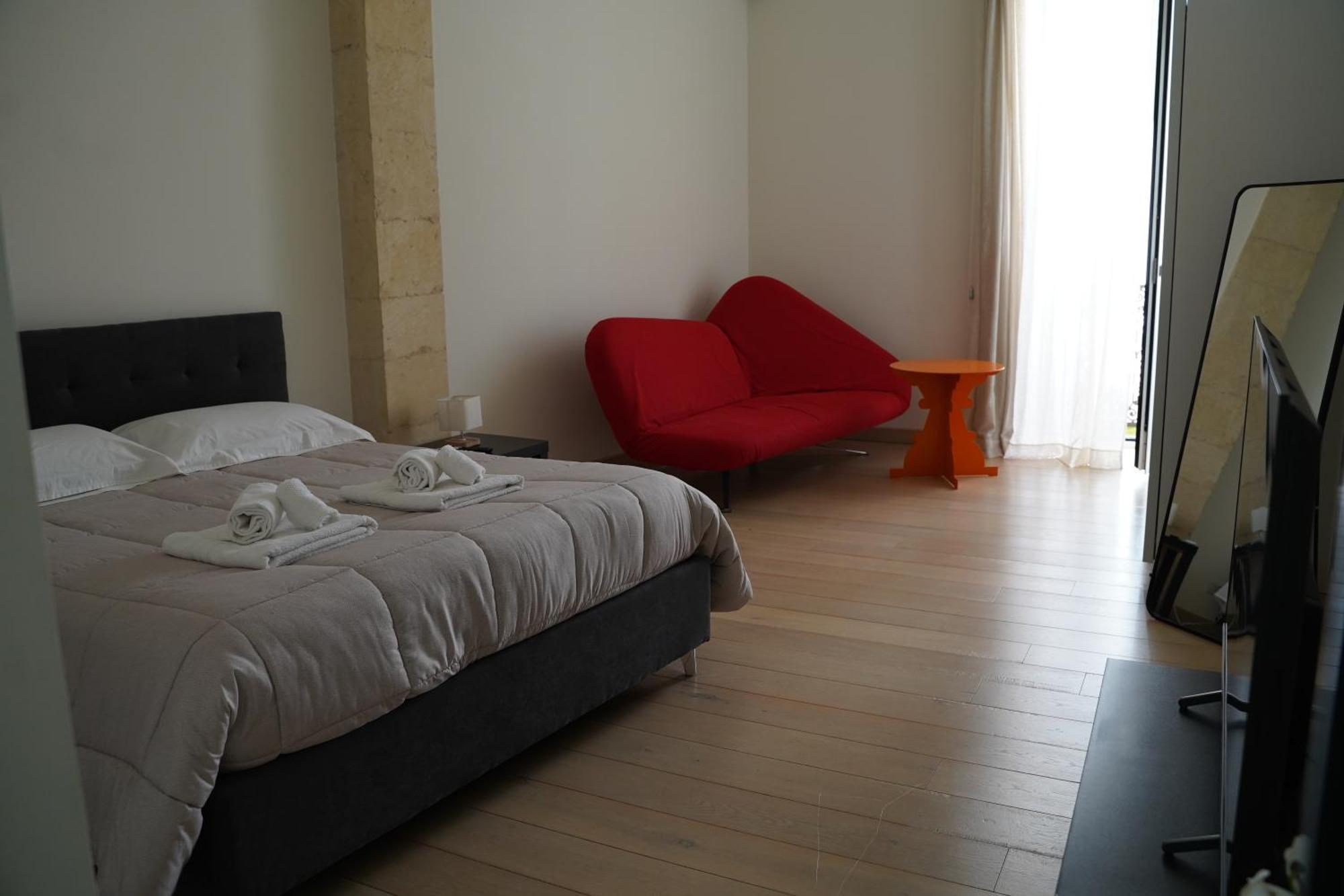 לצ'ה Suite Home D'Aragona מראה חיצוני תמונה