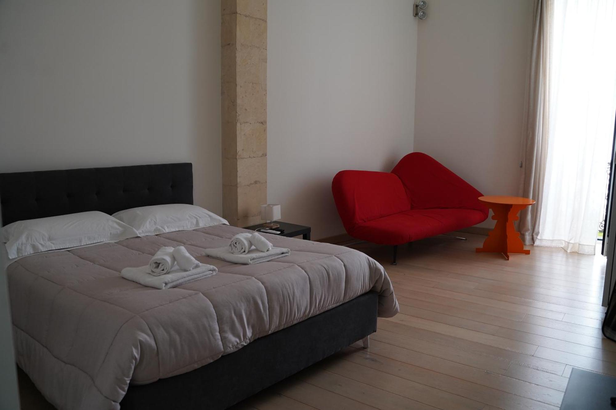 לצ'ה Suite Home D'Aragona מראה חיצוני תמונה