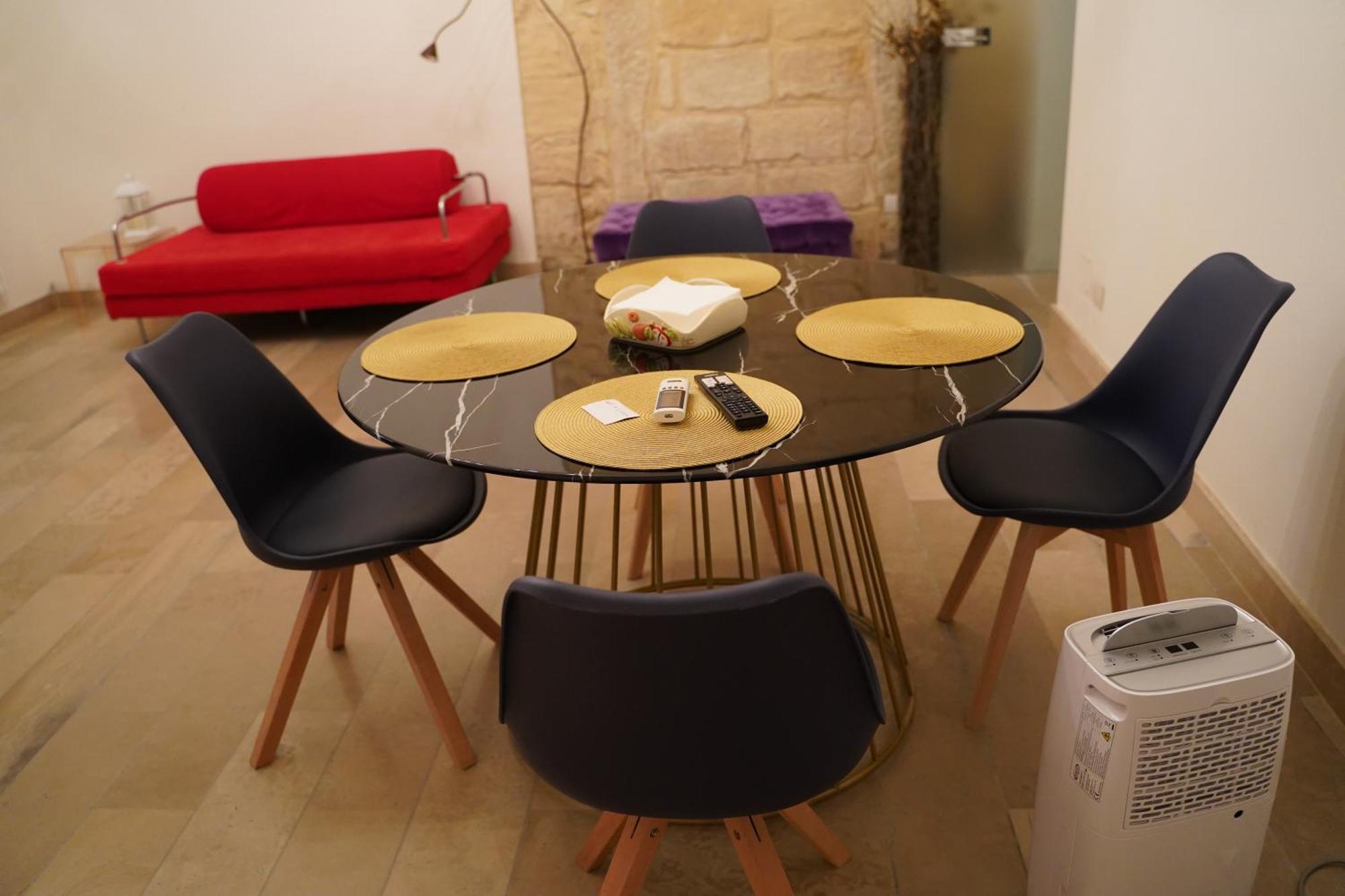 לצ'ה Suite Home D'Aragona מראה חיצוני תמונה